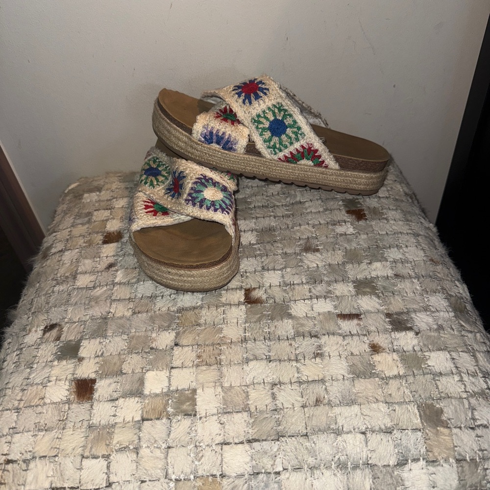 Bamboo Colorful Crochet Women's Sandals